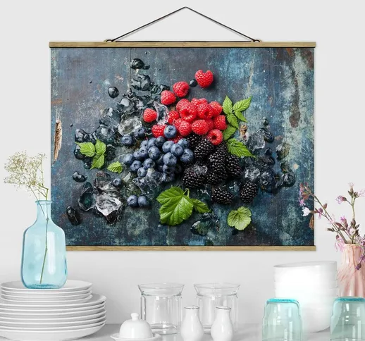 Foto su tessuto da parete con bastone - Berry Mix Con Ghiaccio cubi di legno - Orizzontale...