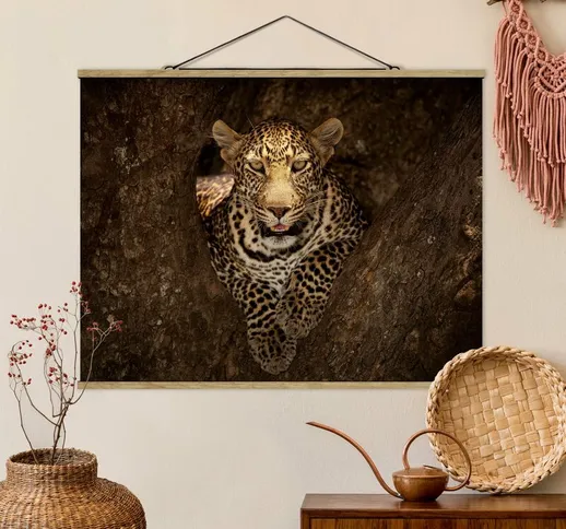 Foto su tessuto da parete con bastone - Leopard riposo su un albero - Orizzontale 3:4 Dime...