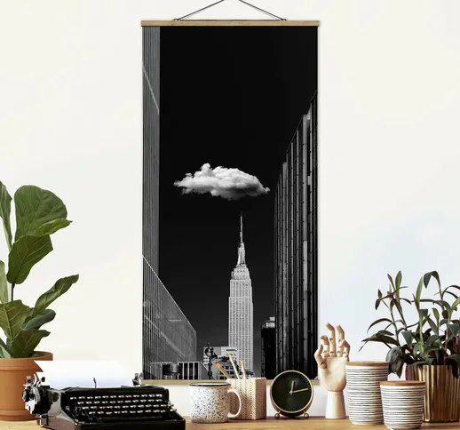 Foto su tessuto da parete con bastone - New York Con nuvola - Verticale 2:1 Dimensione H×L...