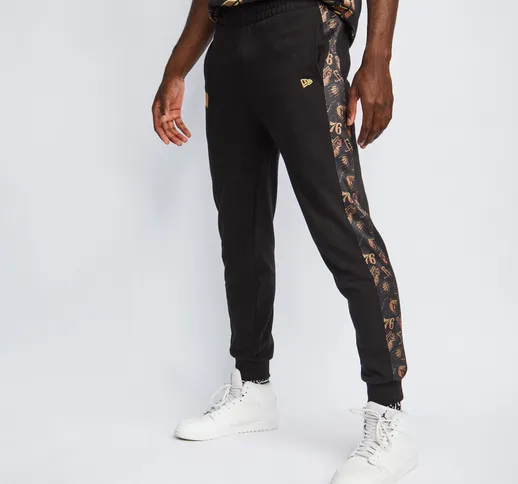 New Era Nba Aop - Uomo Pantaloni