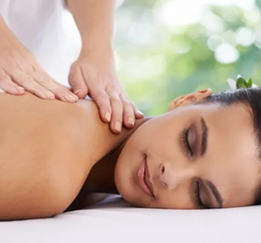 Uno o 3 massaggi da 50 minuti per donna da , a Torino (sconto fino a 70%)