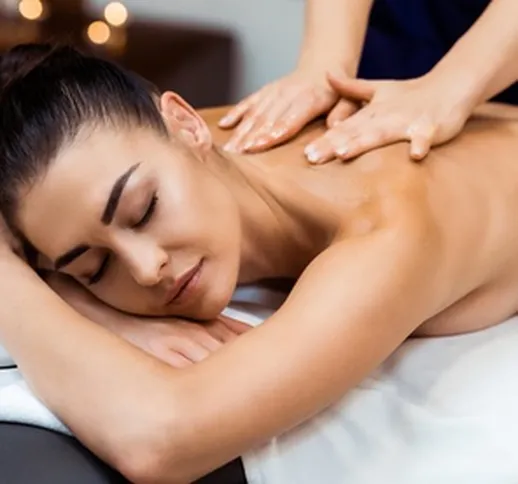 Uno o 3 massaggi a scelta da 60 minuti al centro estetico  (sconto fino a 70%)