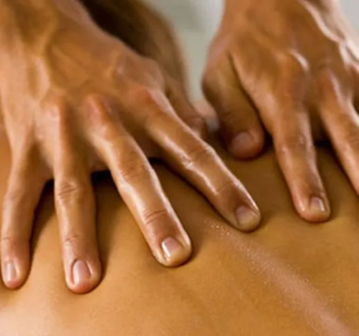 Uno o 3 massaggi a scelta al centro estetico  (sconto fino a 70%)