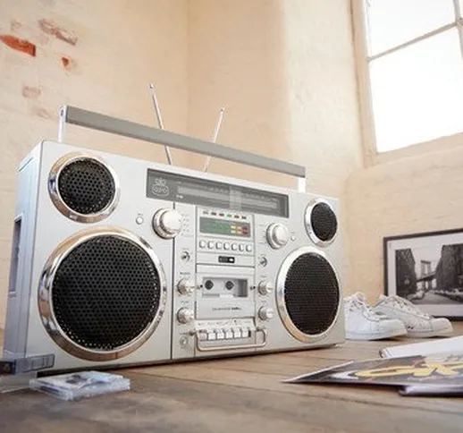 GPO BROOKLYN 80 anni Boombox con Bluetooth, CD, cassette, USB e radio DAB +, argento
