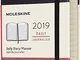 Moleskine DHB12DC2Y19, Agenda Giornaliera 12 Mesi, 2019, Tascabile, Copertina Rigida, Nero...