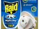 Raid Night & Day Trio Base, Antizanzare e Repellente Mosche, Contiene 1 Diffusore e 1 Rica...