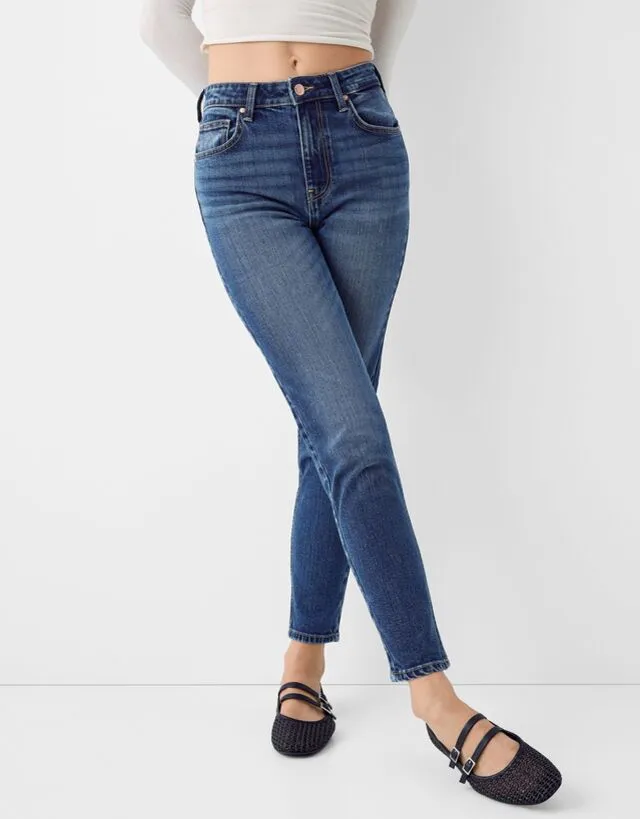 Bershka Mom Jeans Slim Comfort Fit Donna 36 (Eu 32) Azzurro