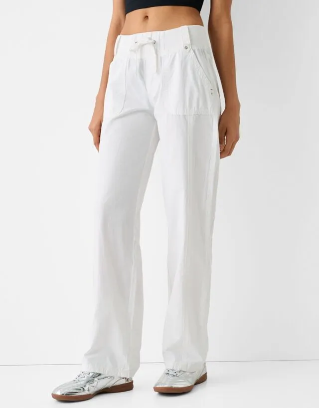 Bershka Pantaloni Straight Fit In Cotone Con Vita Canneté Donna M Bianco