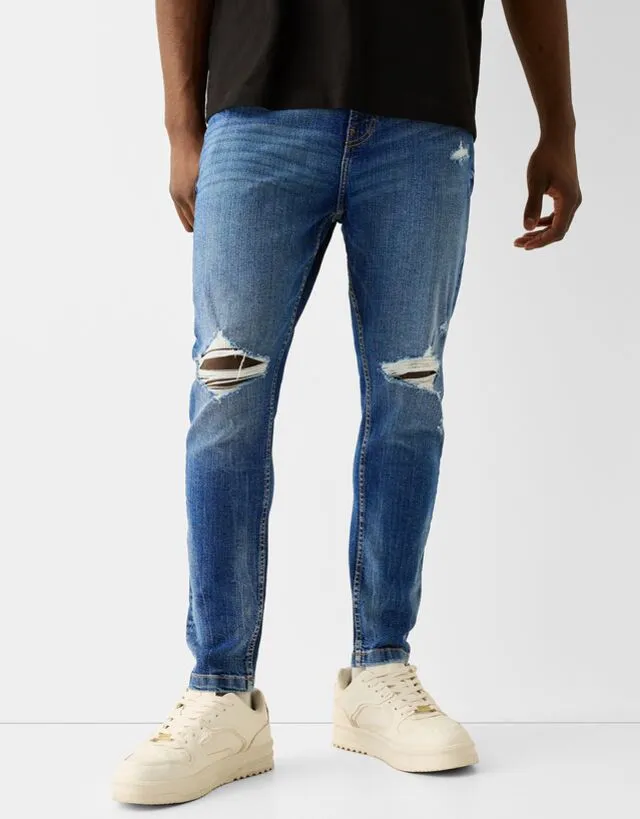 Bershka Jeans Carrot Fit Strappati Uomo 52 (Eu 46) Azzurro