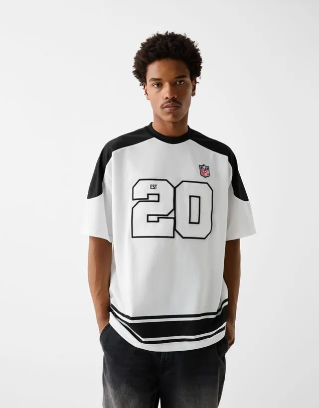 Bershka Maglietta Nfl A Maniche Corte Oversize Stampa Uomo S Bianco