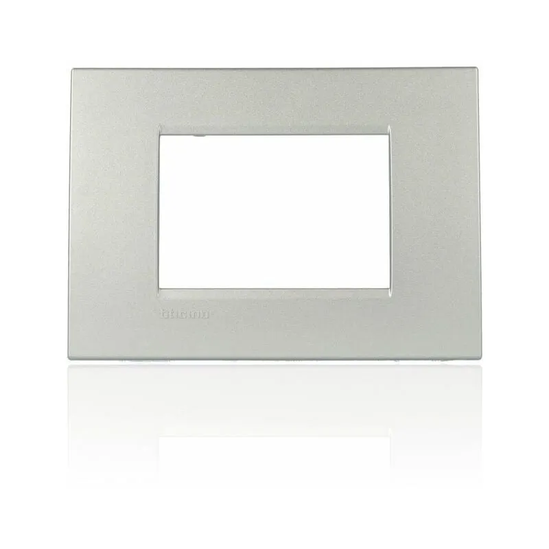 Bticino - LNA4803TE - Placca Quadra 3 Moduli - Tech - LivingLight