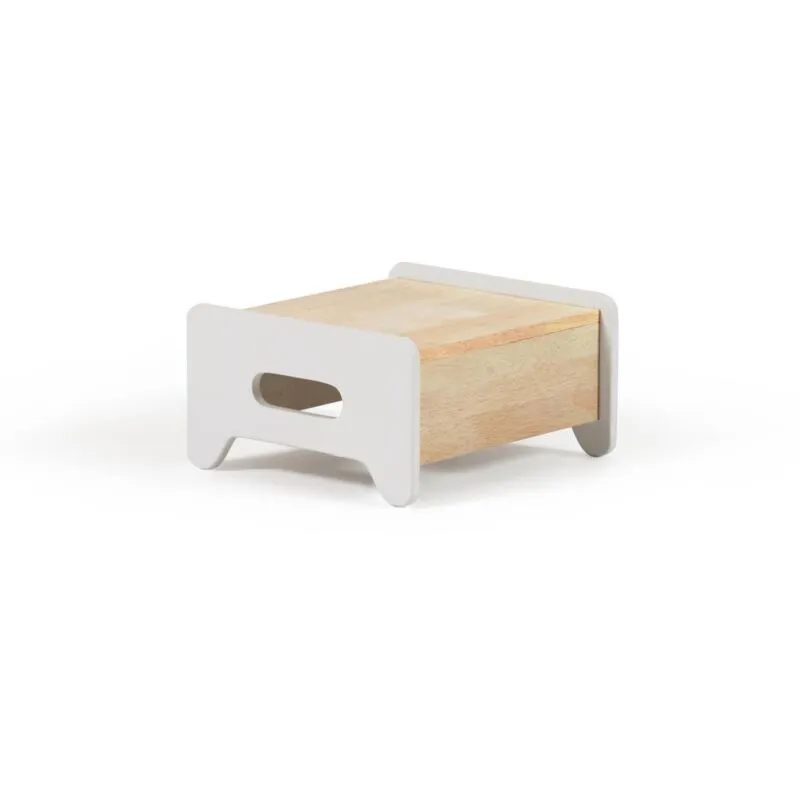 Kave Home - Sgabello per bambini Cecilia in legno massello di pino naturale e bianco