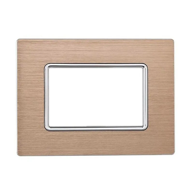 Placca Metallo Oro In Alluminio Compatibile Con Bticino Living Light 3 Posti