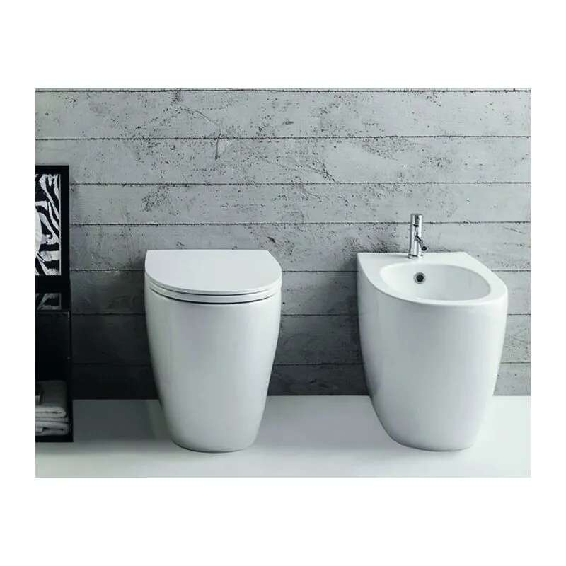 Ceramica Globo - Sanitari 4all filomuro scarico traslato 2.0 cm. 54x36 con sedile