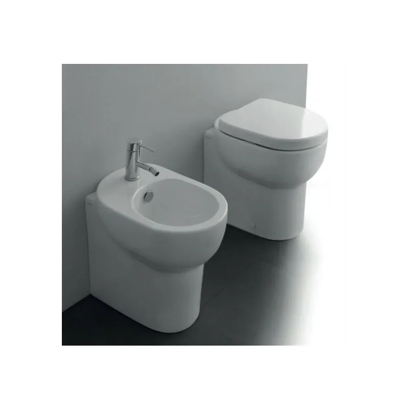 Galassia - Sanitari M2 filomuro cm. 50x35 con sedile avvolgente standard di