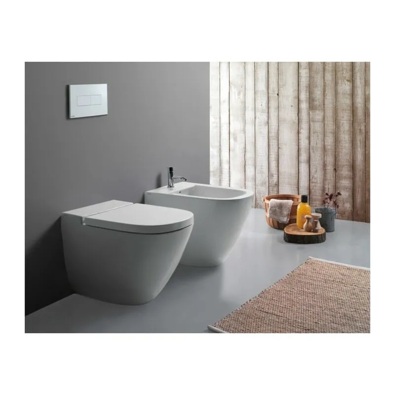 Ceramica Globo - Sanitari Stockholm filomuro cm. 51x37 con sedile softclose di