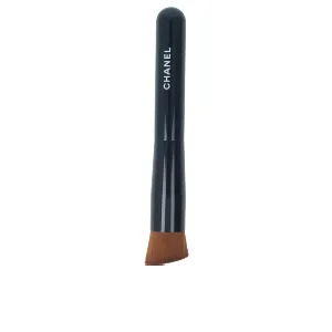 LES PINCEAUX 2 in 1 foundation brush fluid & powder 1 pz