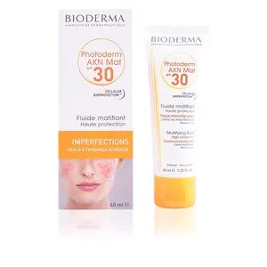 PHOTODERM AKN MAT SPF30 fluide matifiant 40 ml