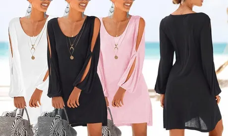 1 o 2 vestiti da spiaggia da donna disponibili in 3 colori e 3 taglie
