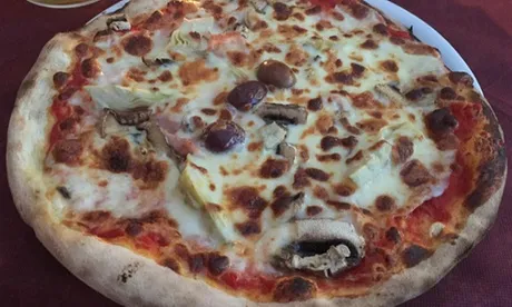 Menu Pizza All you can eat con birra per 2 o 4 persone al Ristorante Pizzeria da Peppe (sconto fino a 60%)