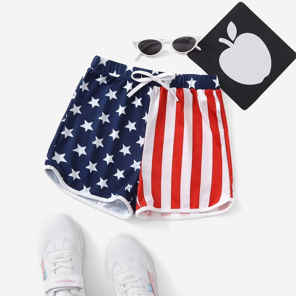 da ragazze shorts con stampa bandiera americana con nodo frontale