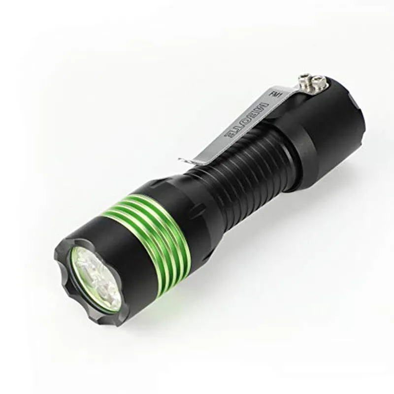 Torcia tattica Meote FM1 da 4500 lumen 152 metri 4 pezzi LH351D 5000K alto lumen alto CRI 90 mini torcia portatile EDC a