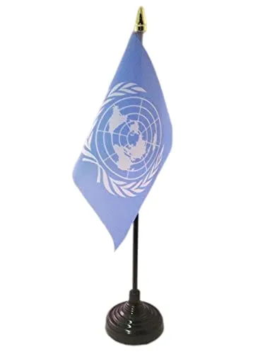 AZ FLAG Bandiera da Tavolo ONU 15x10cm Punta Dorata - Piccola BANDIERINA ORGANIZZAZIONE delle Nazioni Unite 10 x 15 cm