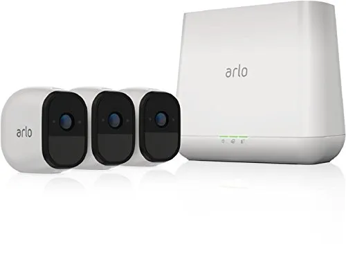 ARLO Pro VMS4330 Sistema di Videosorveglianza Wi-Fi, Kit Base con 3 Telecamere di Sicurezza Audio a 2 Vie, HD, Visione Notturna, Interno/Esterno, Funziona con Alexa e Google Wi-Fi