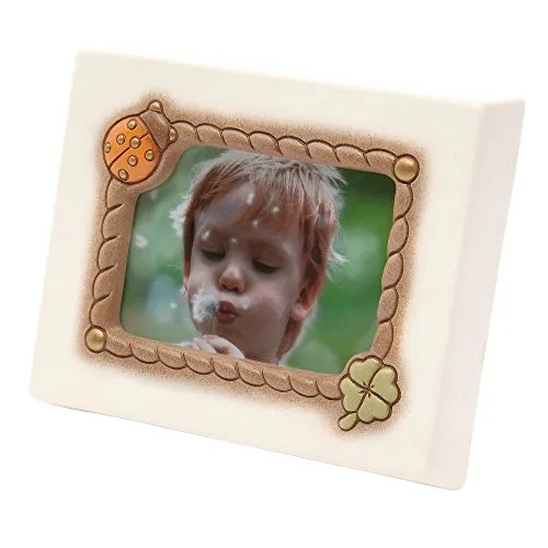 THUN ® - Cornice Portafoto con Coccinella Portafortuna da Tavolo - Formato 10,5x7 cm - Color Avorio - Ceramica
