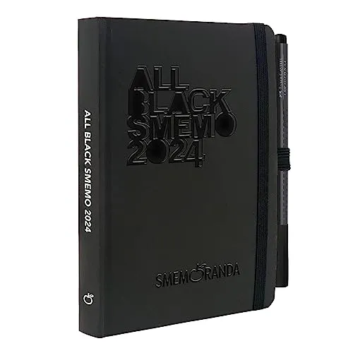 Smemoranda All Black - Diario Agenda Giornaliera 2023-2024, 13 Mesi, Settembre 23 - Settembre 24, Copertina Flessibile, Chiusura Elastica, Dimensioni 12 x 16,5 cm, Nero - con Penna Faber-Castell