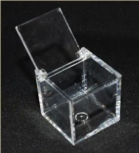 100 SCATOLE CUBO PLEXIGLASS 5X5X5 CM TRASPARENTE X CONFETTI