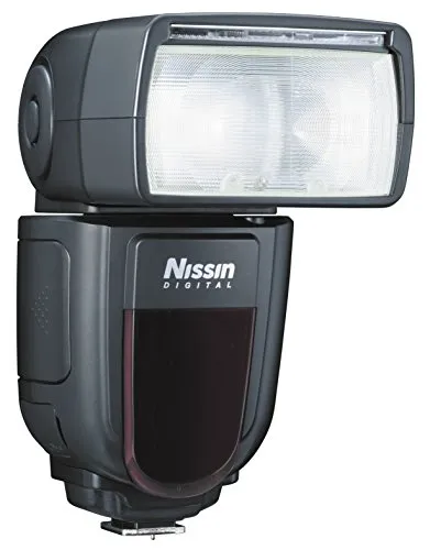 Nissin Di700 a Flash