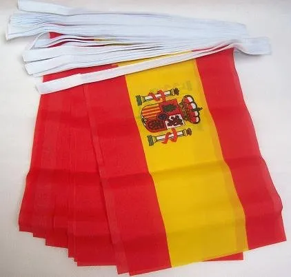 AZ FLAG Ghirlanda 4 Metri 20 Bandiere Spagna 15x10cm - Bandiera Spagnola 10 x 15 cm - Festone BANDIERINE
