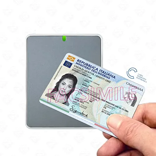 Internavigare uTrust 3700F - USB-A - Lettore RFID e NFC per Carta d'identità Elettronica CIE 3.0 per accedere a ANPR, INPS, INAIL, Agenzia Entrate e siti della P.A.