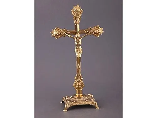 arterameferro Crocifisso in ottone lucido da tavolo con base per Altare Chiesa