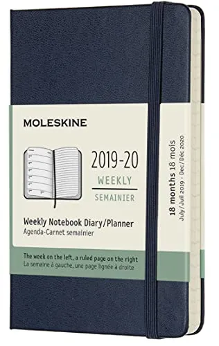 (modello precedente) - Moleskine Agenda 18 Mesi Settimanale anno 2019/2020 con Copertina Rigida e Chiusura ad Elastico, Blu Zaffiro, Dimensione Large 13 x 21 cm, 208 Pagine