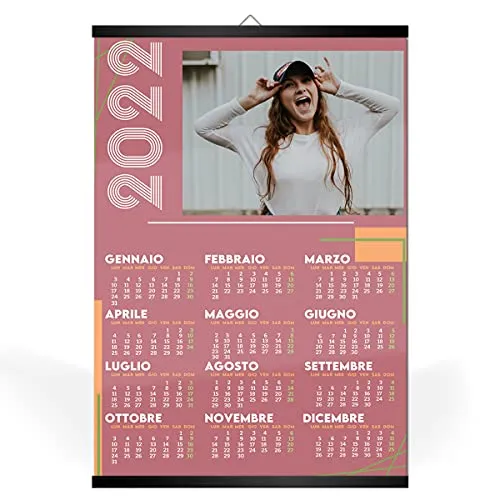 Calendario personalizzato 2022 con le tue foto, Alta qualità, su carta fotografica e plastificazione lucida, completo di bacchette e gancio, 30x43 cm. Tema Minimal 3, Cod. 014_CAL_01