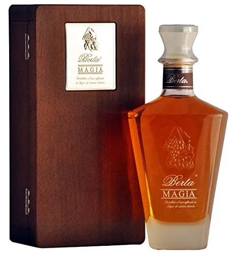 Grappa Berta "Magia" con Cofanetto legno distillato d'uva 0,70 lt.