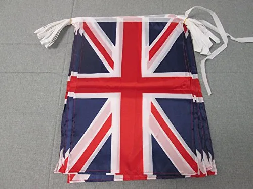 AZ FLAG Ghirlanda 12 Metri 20 Bandiere Regno Unito 45x30cm - Bandiera Britannica – Inglese – UK 30 x 45 cm - Festone BANDIERINE