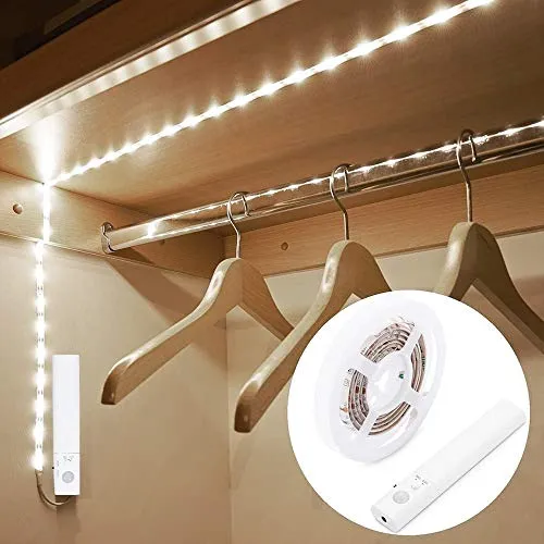 Luce Armadio, OriFiil 1M LED Striscia con Sensore di Movimento, Luci LED a Batteria per camera da letto, Scale, Corridoio, Cucina, Guardaroba etc-Auto/On/Off