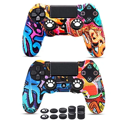 6amLifestyle Cover Skin Controller PS4 Dualshock in Silicone Antiscivolo, 2 Cover Controller PS4 (Graffiti) + 10 Gommini per Le Levette Analogiche per Joystick PS4 / PS4 PRO / PS4 Slim