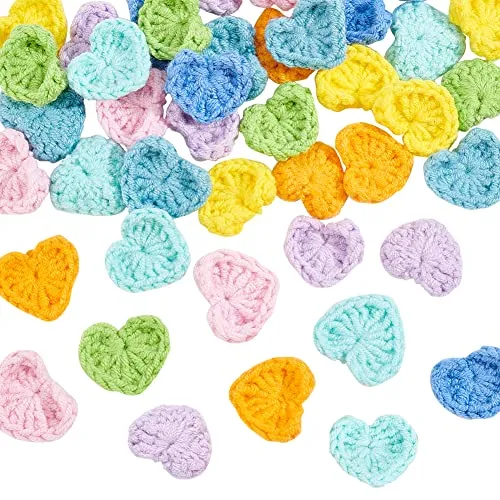 FINGERINSPIRE 40 Pezzo Applique A Cuore all'Uncinetto 8 Colori Toppe A Cuore Lavorate A Maglia in Lana Artigianato Ornamento A Cuore Lavorato A Maglia Accessori per Costume Fai da Te, Cappello