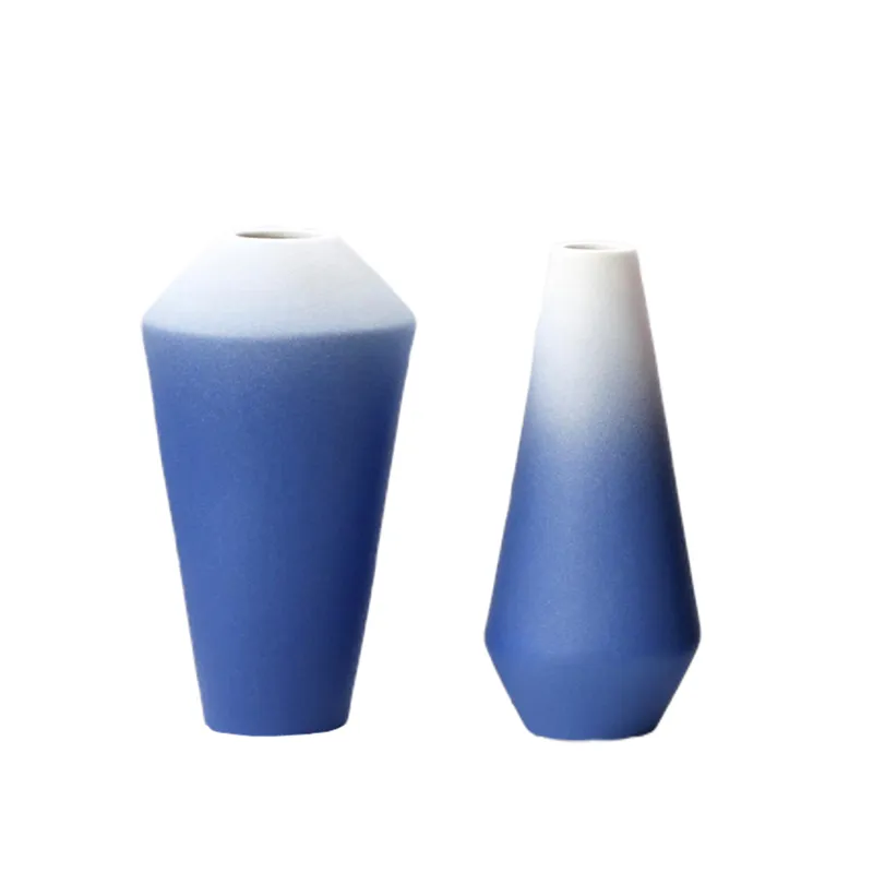 Vaso in ceramica smerigliata di colore sfumato blu e bianco semplice e moderno fiore europeo decorazione domestica inserto fiore controsoffitto nordi