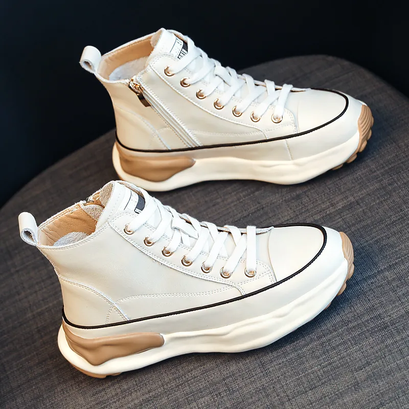 Promozione High top piccole scarpe bianche scarpe da donna 2021 New Summer Pop autunno scarpe moda primavera e autunno con suola spessa per il tempo