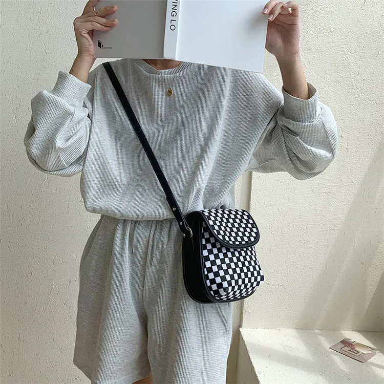 Borsa invernale nuova borsa a tracolla moda donna cuciture stereotipata borsa a tracolla design di nicchia peluche plaid borsa da sella
