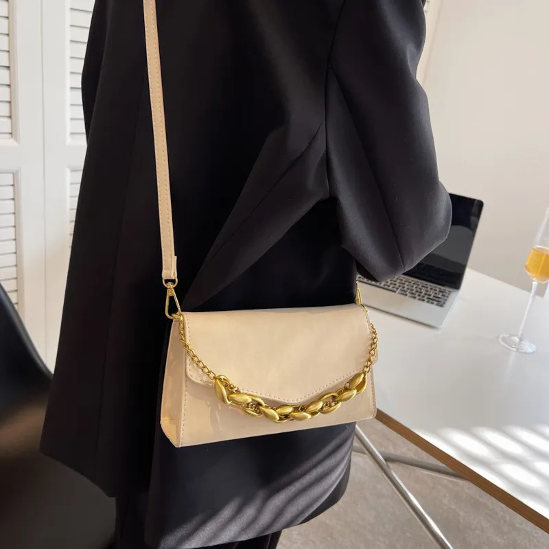 Nuova borsa da donna borsa per ascella a catena spessa borsa per il tempo libero di grande capacità con tracolla singola a tracolla