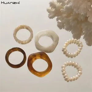 Francese retrÃ² perla d'acqua dolce naturale lettera anello femminile coreano semplice anello temperamento versatile vento freddo