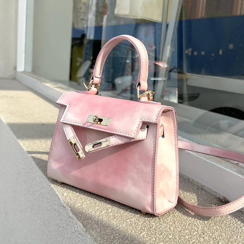 Nuove borse da donna 2022 primavera e l'estate del tutto-fiammifero moda inchiostro del sacchetto del messaggero delle donne borsa a tracolla tenuta