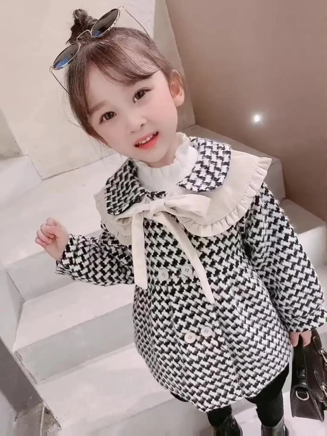 Giacca da ventaglio coreana addensata in velluto per bambini stile occidentale inverno 2021 nuove ragazze coreano top rosso netto