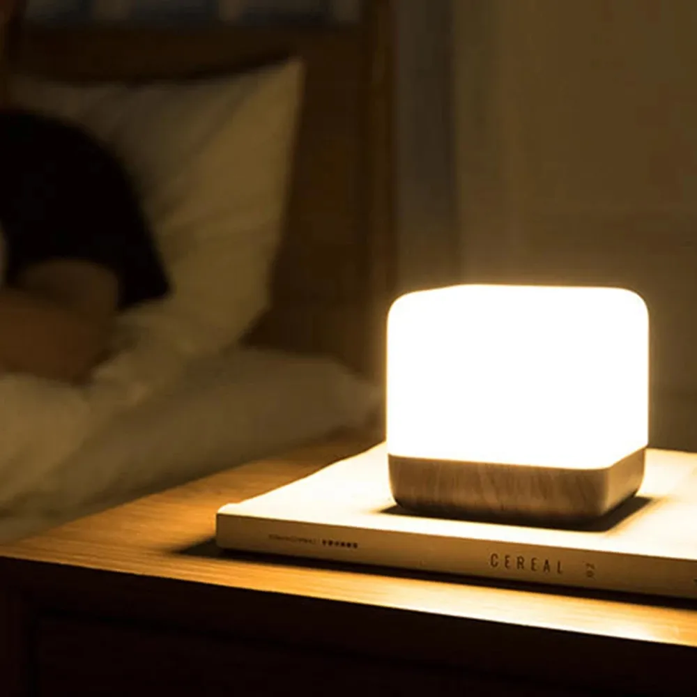 Flip Timing LED Nightlight Camera da letto Lampada da notte Lampada da terra da tavolo Lampada da comodino a risparmio energetico Decorazioni per la